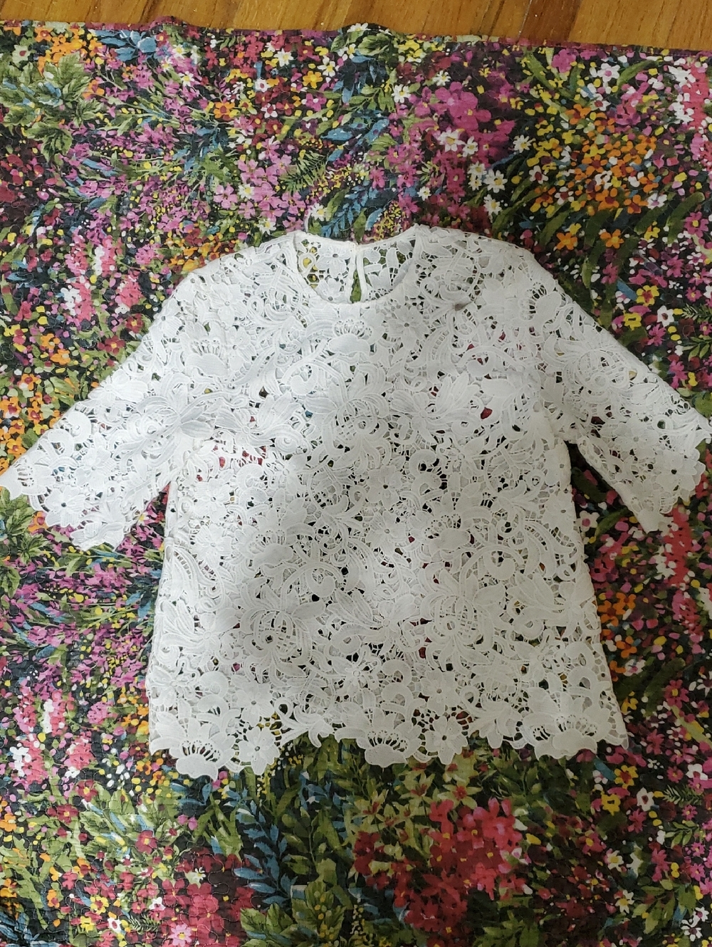 gorgeous white crochet lace women's top - classic feminine style